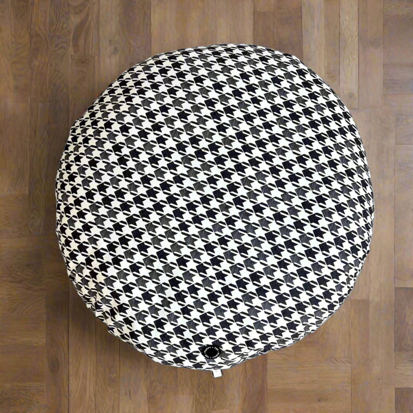 Houndstooth Round Dog Bed | Luxe Collection