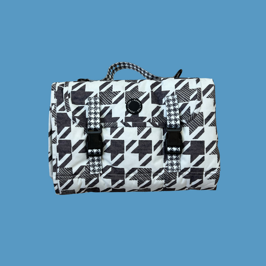 Home Collection | Dog Travel Mat | Luxe Houndstooth